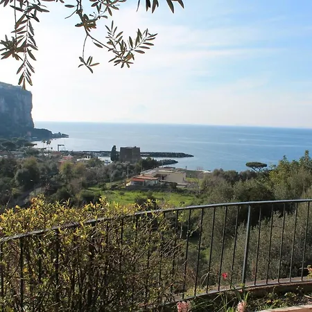 Villa Flora Vico Equense