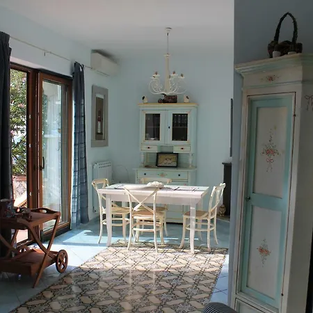 Villa Flora Vico Equense