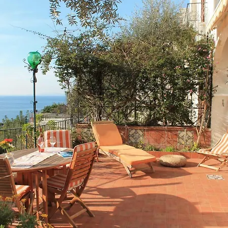 Villa Flora *